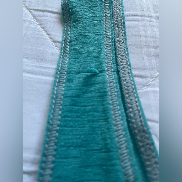 Nike Dri-Fit active tank - Picture 5 of 5